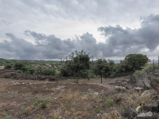 Terreno in vendita a Villaggio del Pino, Belpasso