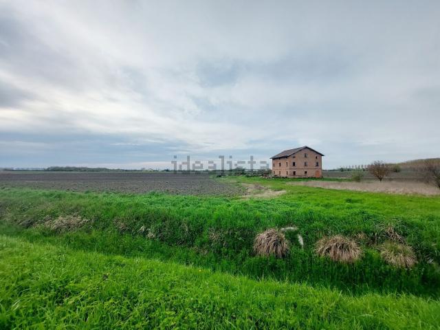 Terreno in vendita a Bassa Reggiana, Re