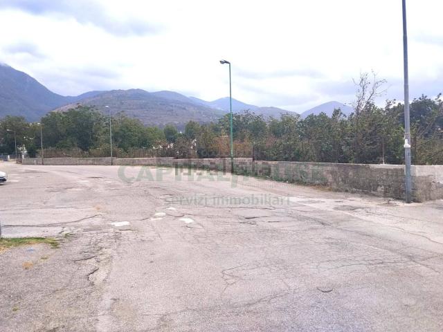 Terreno in vendita a Sirignano, Campania