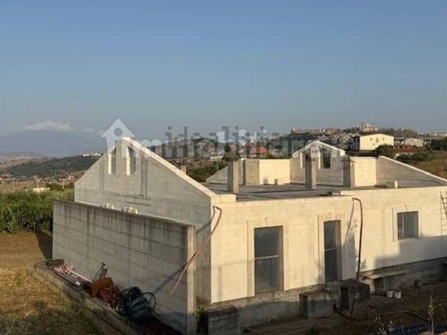 Terreno in vendita a Aci Catena, Sicilia