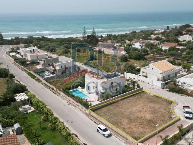Terreno in vendita a Pozzallo, Sicilia