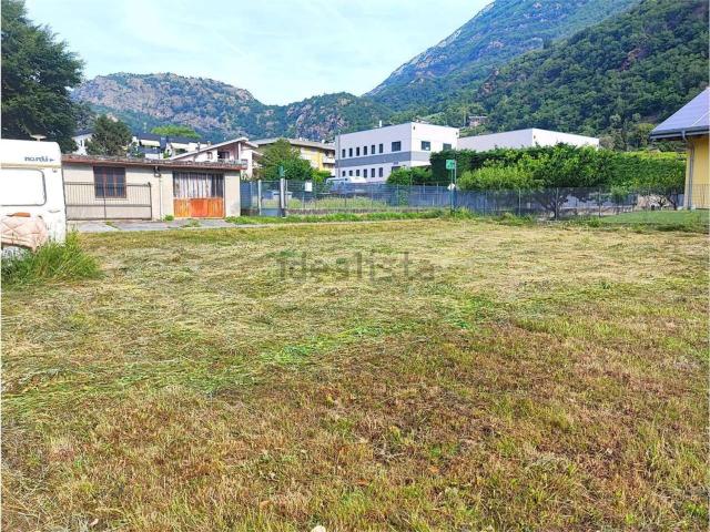 Terreno in vendita a Donnas, Aosta