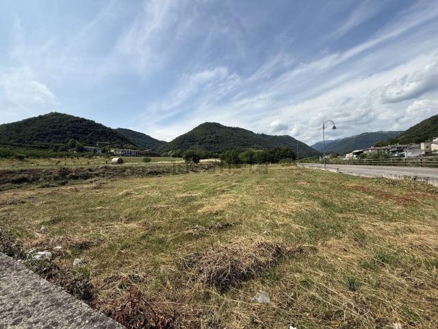 Terreno in vendita a Badia Calavena, Veneto
