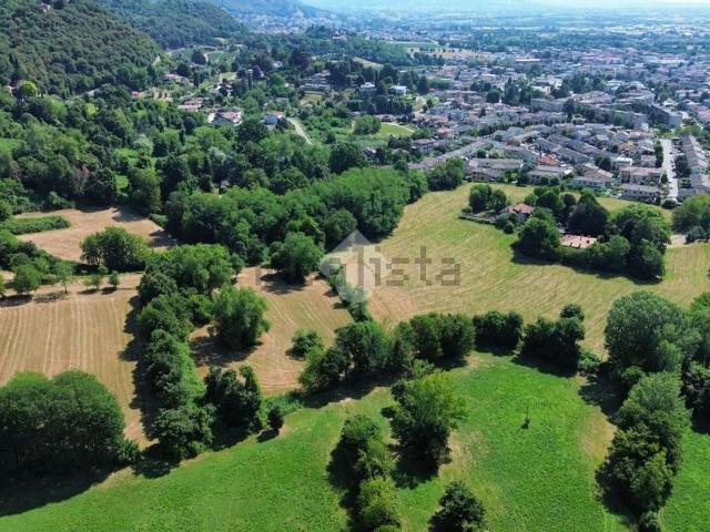 Terreno in vendita a Contrada Castellaro, Schio