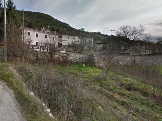 Terreno in vendita a San Pio Delle Camere, Abruzzo