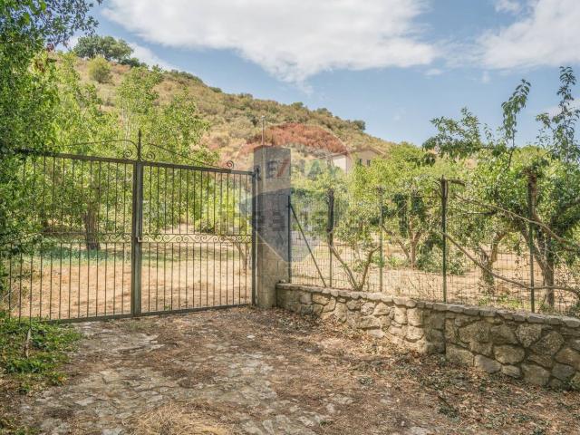 Terreno in vendita a Enna, Sicilia