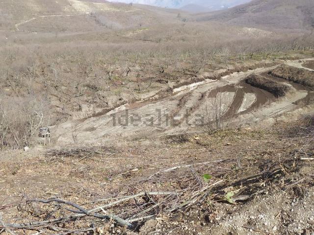 Terreno in vendita a Taurano, Campania