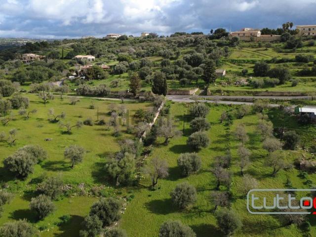 Terreno in vendita a Cava D'aliga, Sicilia