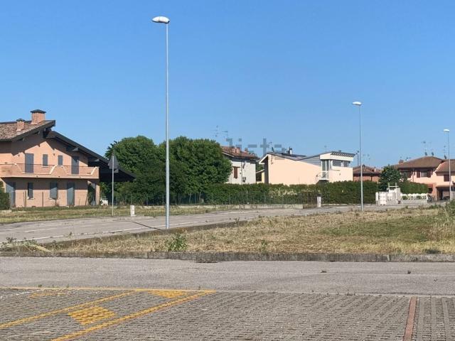 Terreno in vendita a Masi Torello, Reggio Emilia