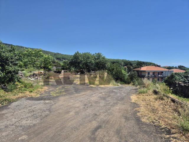 Terreno in vendita a Petrulli, Zafferana Etnea