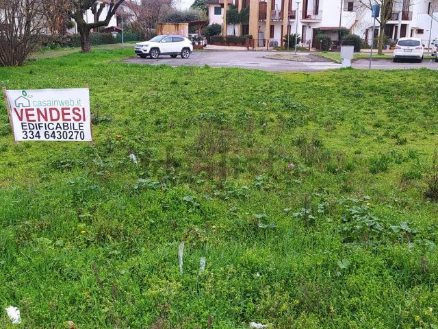 Terreno in vendita a Lugo, Reggio Emilia