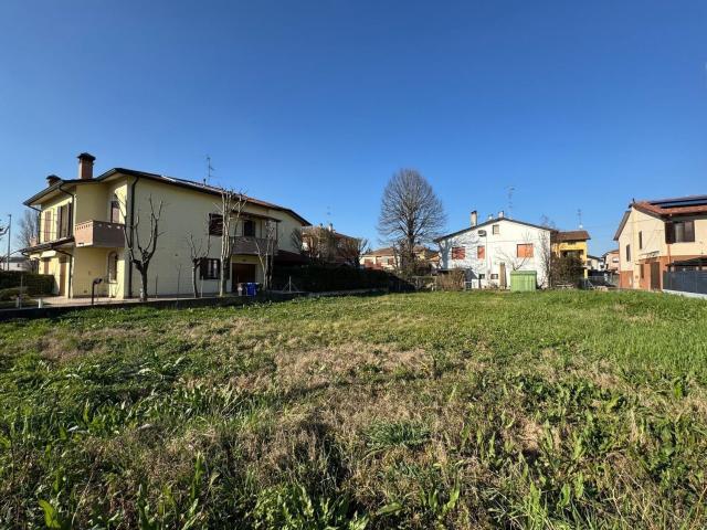 Terreno in vendita a Unione Comuni Modenesi Area Nord, San Felice Sul Panaro