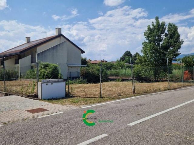 Terreno in vendita a Fonte, Loria