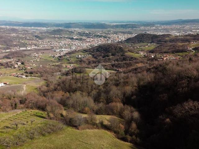 Terreno in vendita a Chiampo, Veneto