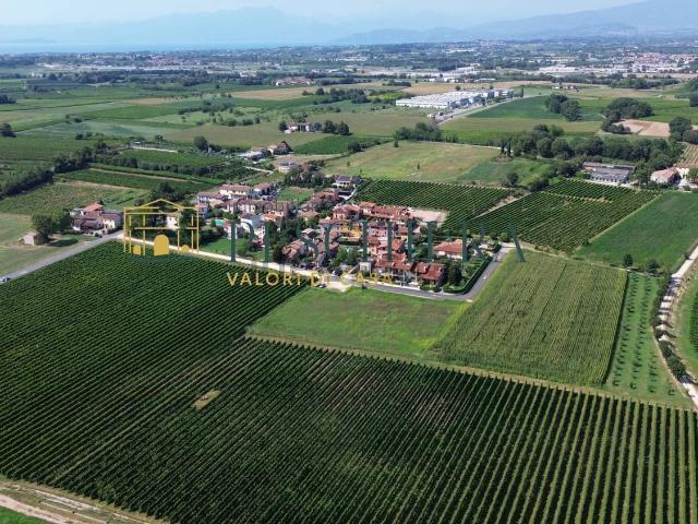 Terreno in vendita a Mongabia, Castelnuovo del Garda