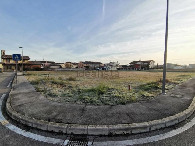 Terreno in vendita a Poiana Maggiore, Veneto