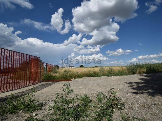 Terreno in vendita a Bassa Reggiana, Re
