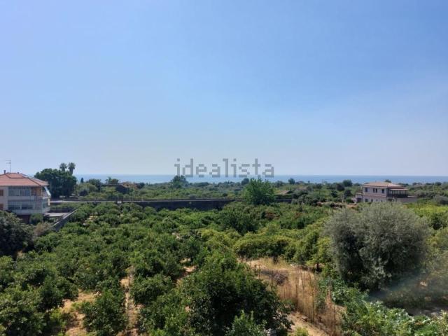 Terreno in vendita a Acireale, Sicilia