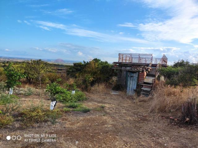 Terreno in vendita a Misterbianco, Sicilia