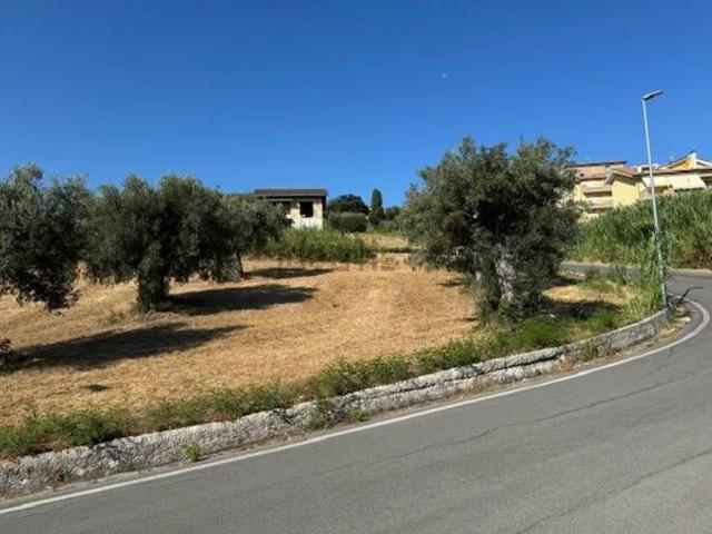 Terreno in vendita a Unione dei Comuni della Val Vibrata, Tortoreto