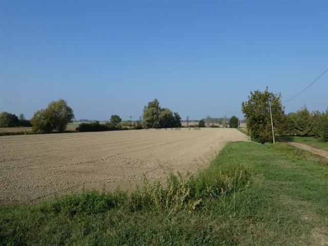 Terreno in vendita a Ferrara, Reggio Emilia
