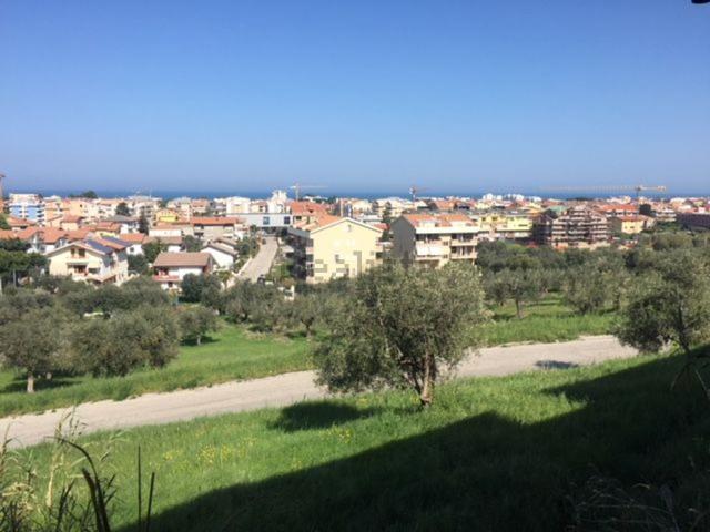 Terreno in vendita a Unione dei Comuni della Val Vibrata, Tortoreto