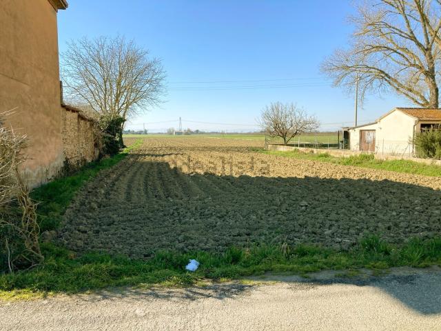 Terreno in vendita a Ravenna, Reggio Emilia