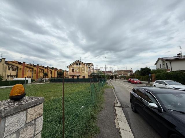 Terreno in vendita a Fossona, Cervarese Santa Croce