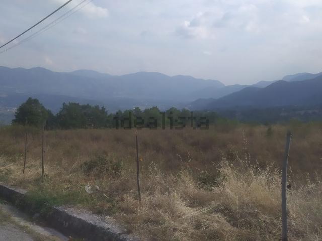 Terreno in vendita a San Potito Ultra, Campania