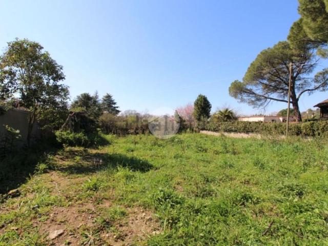 Terreno in vendita a Fara Sabina, Lazio