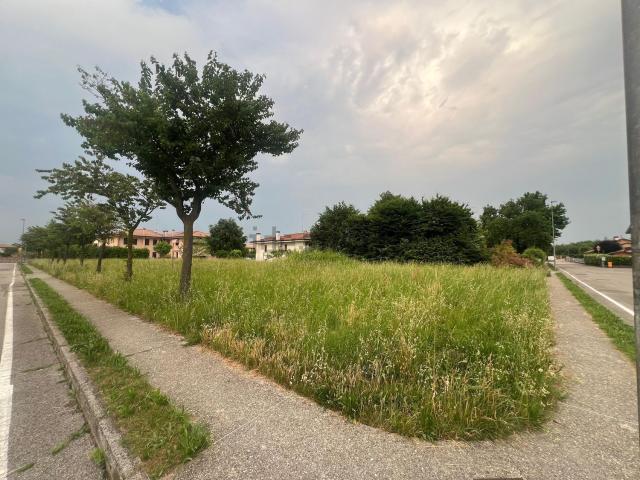 Terreno in vendita a Cusignana, Giavera Del Montello