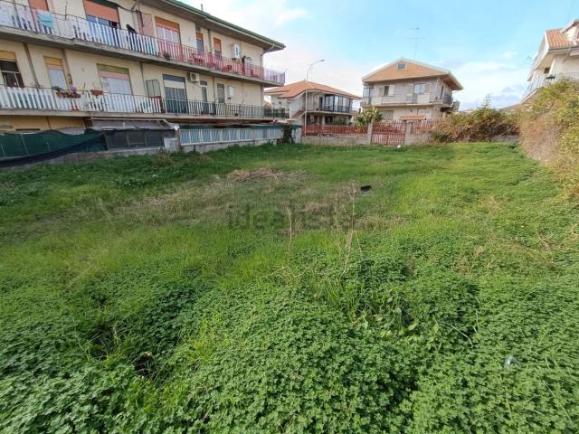 Terreno in vendita a Motta Sant'anastasia, Sicilia