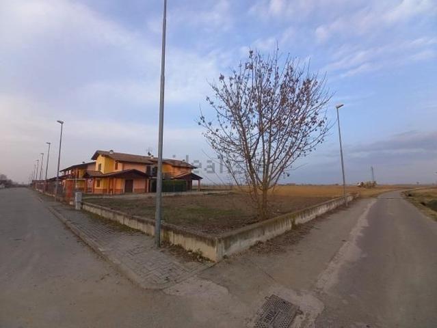 Terreno in vendita a Livorno Ferraris, Vercelli