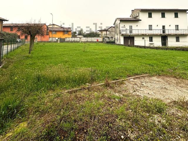 Terreno in vendita a Sant'Osvaldo, Reana Del Roiale