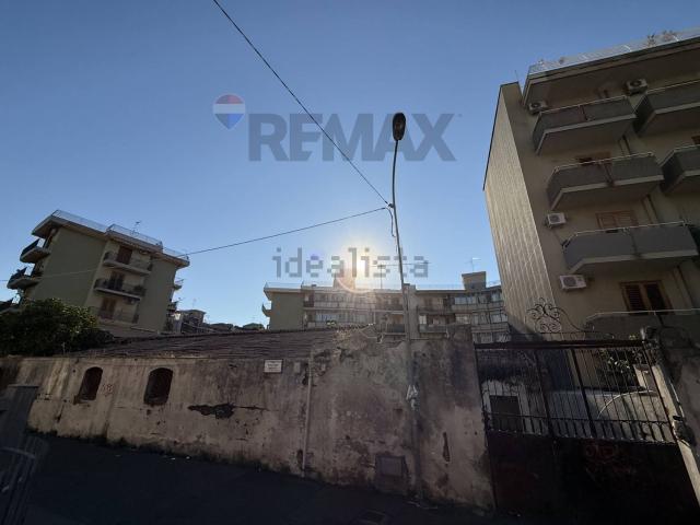 Terreno in vendita a Sciarelle, Acireale