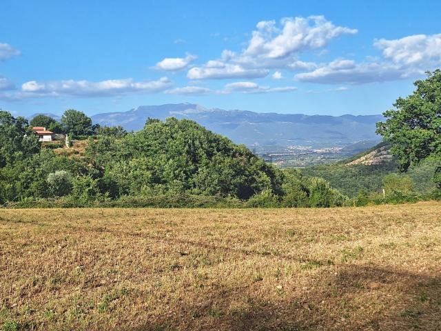 Terreno in vendita a Contigliano, Lazio