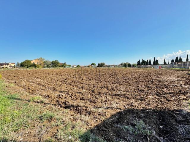 Terreno in vendita a Fornace, San Clemente