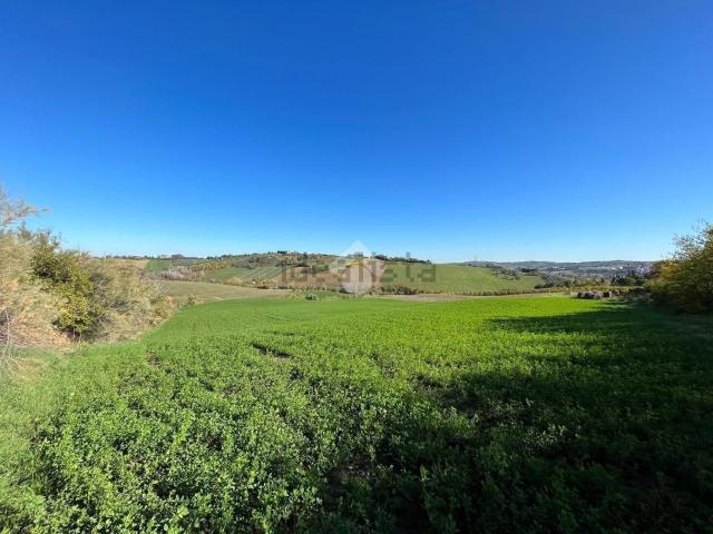Terreno in vendita a Rimini, Reggio Emilia