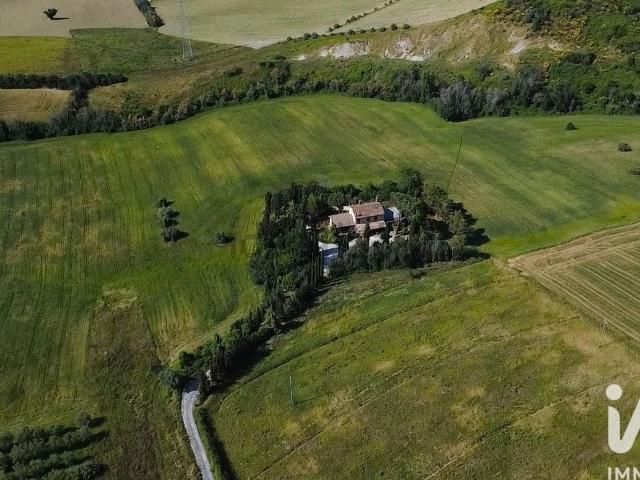 Terreno in vendita a Collevario, Marche