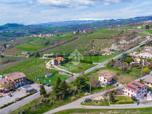 Terreno in vendita a Badia Calavena, Veneto