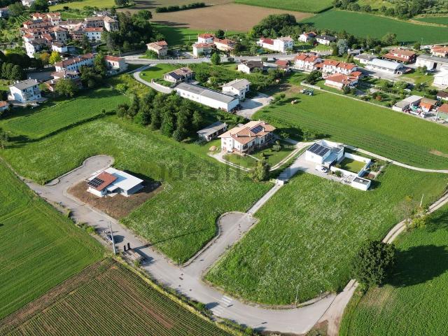 Terreno in vendita a Fagagna, Friuli-Venezia Giulia