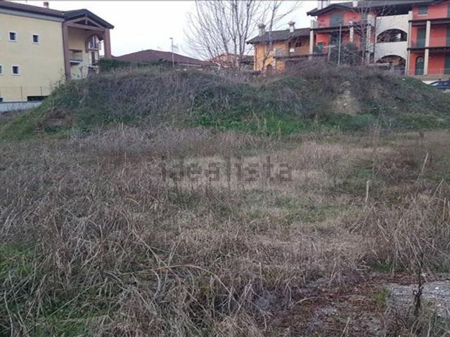 Terreno in vendita a Desenzano Del Garda, Lombardia