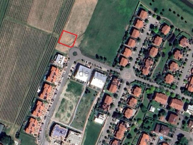 Terreno in vendita a Pianura Reggiana, Re