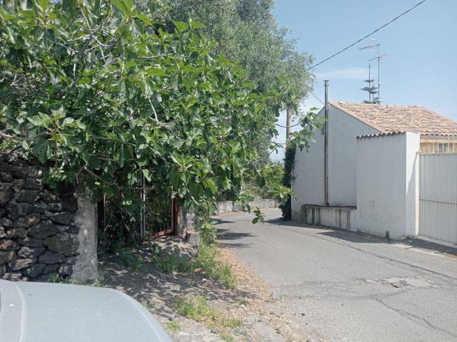 Terreno in vendita a San Giovanni Bosco, Acireale