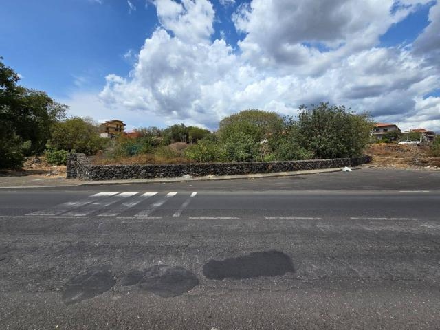 Terreno in vendita a Villaggio del Pino, Belpasso