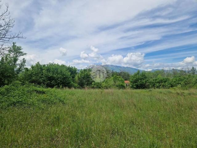 Terreno in vendita a Pizzoli, Abruzzo