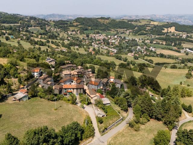 Terreno in vendita a Neviano Degli Arduini, Reggio Emilia