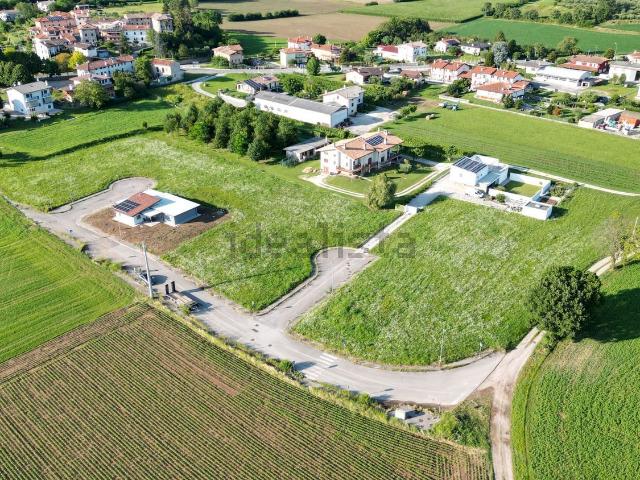 Terreno in vendita a Fagagna, Friuli-Venezia Giulia