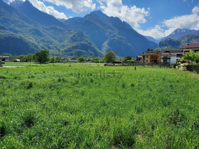 Terreno in vendita a Donnas, Aosta