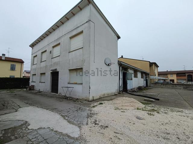 Terreno in vendita a Unione dei comuni della Bassa Romagna, Bagnara Di Romagna